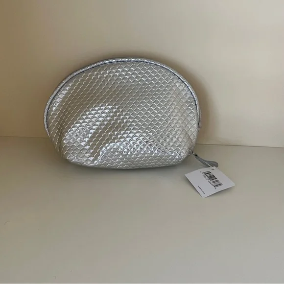 Cosmetic Pouch - Picture 10 of 16